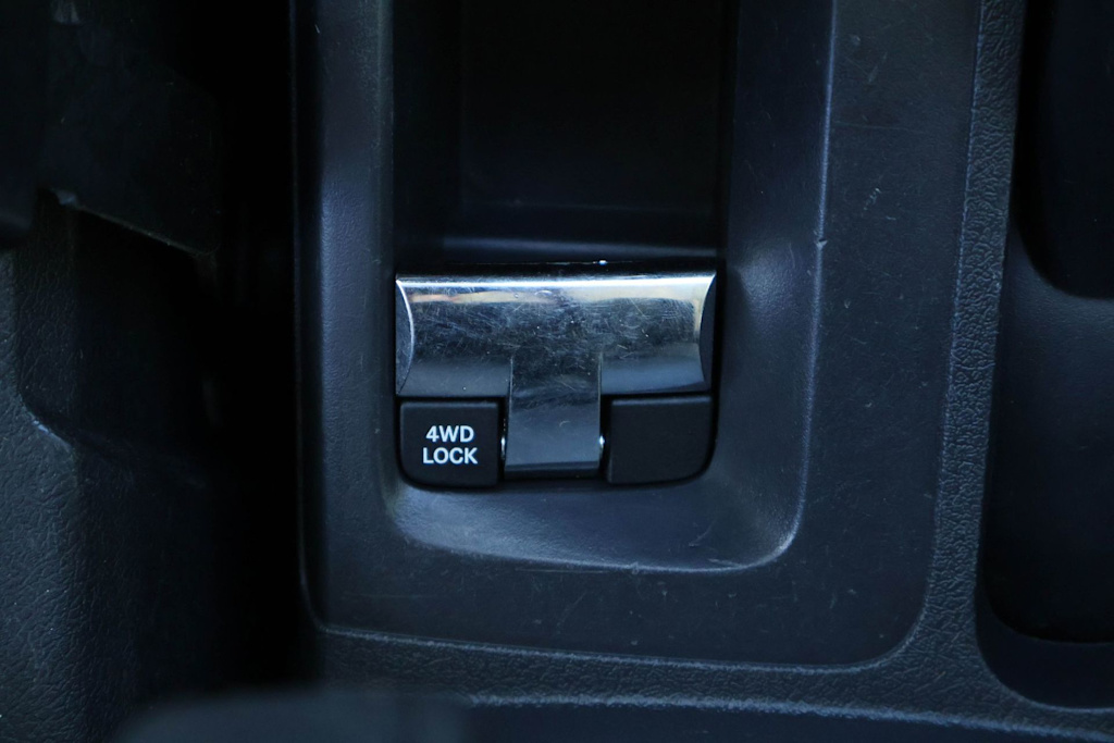 Thumbnail: 2016 Jeep Patriot - 26