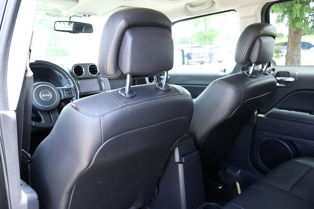 Thumbnail: 2016 Jeep Patriot - 12
