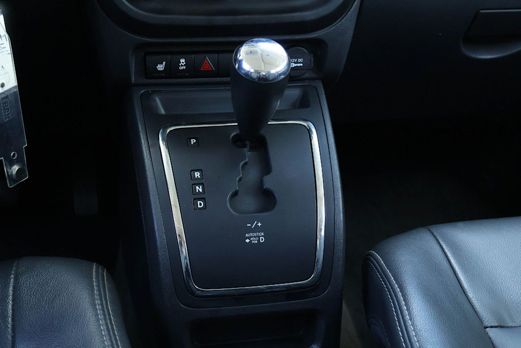 Thumbnail: 2016 Jeep Patriot - 16