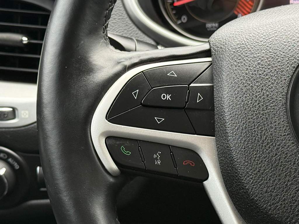 2014 Jeep Cherokee Trailhawk 22