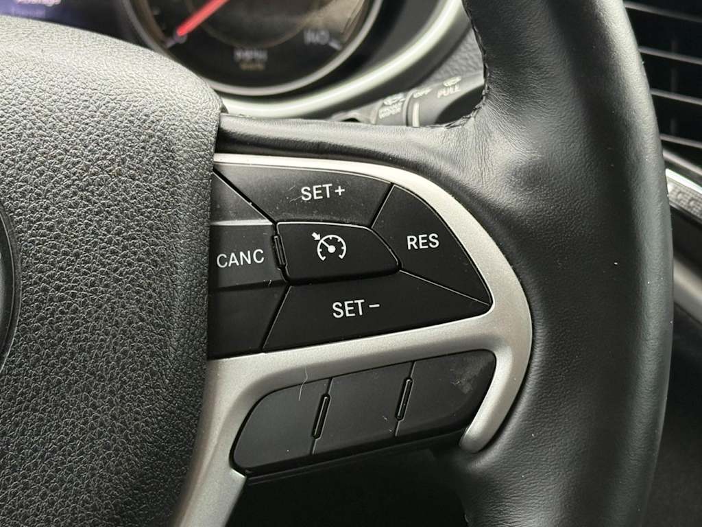 2014 Jeep Cherokee Trailhawk 23