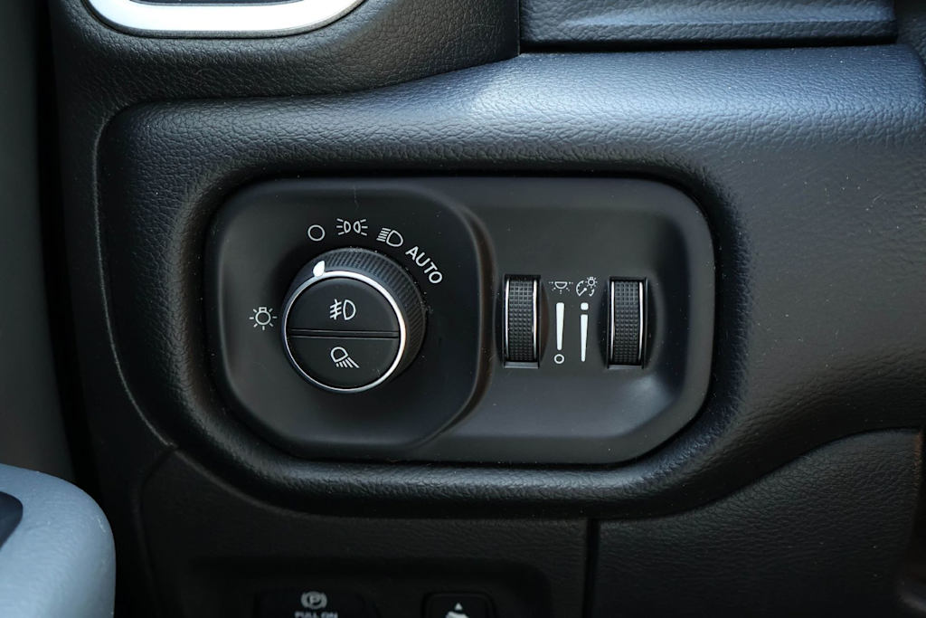 Thumbnail: 2019 RAM 1500 - 28