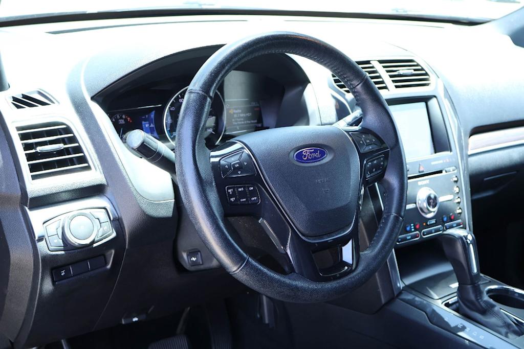 Thumbnail: 2017 Ford Explorer - 2