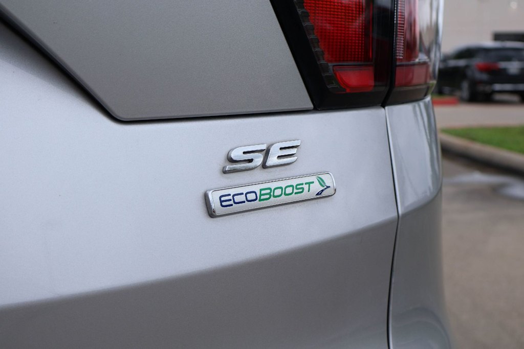 Thumbnail: 2017 Ford Escape - 7