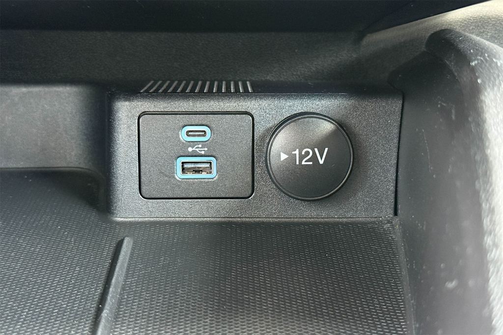 Thumbnail: 2023 Ford Escape - 28