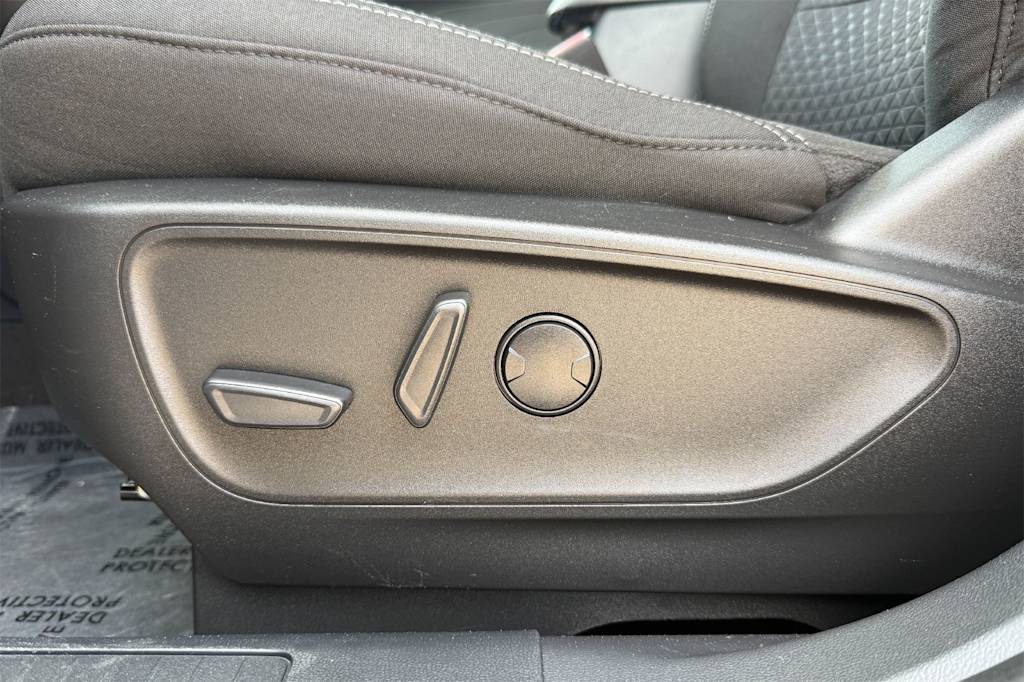 Thumbnail: 2023 Ford Escape - 25