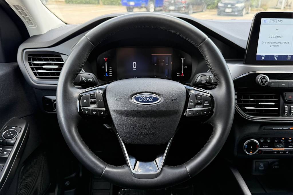 Thumbnail: 2023 Ford Escape - 15