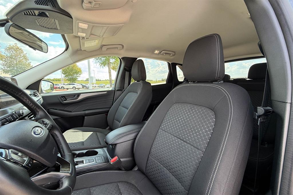 Thumbnail: 2023 Ford Escape - 12