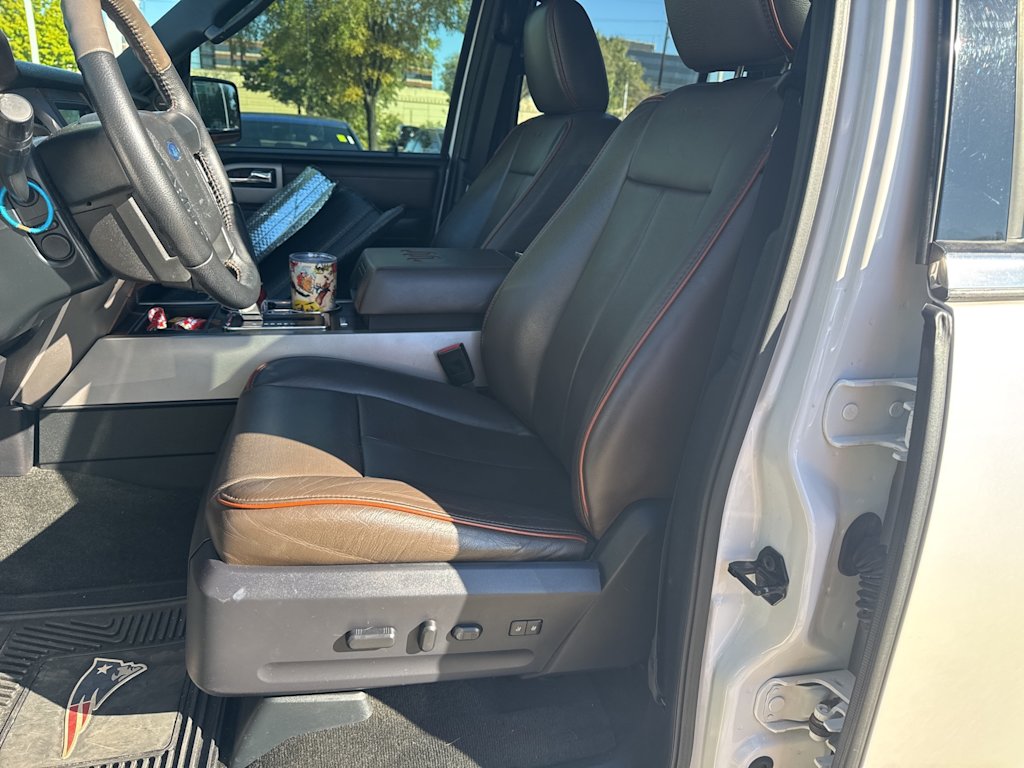 Thumbnail: 2017 Ford Expedition - 4