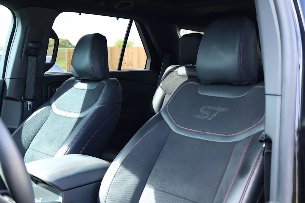 Thumbnail: 2025 Ford Explorer - 10