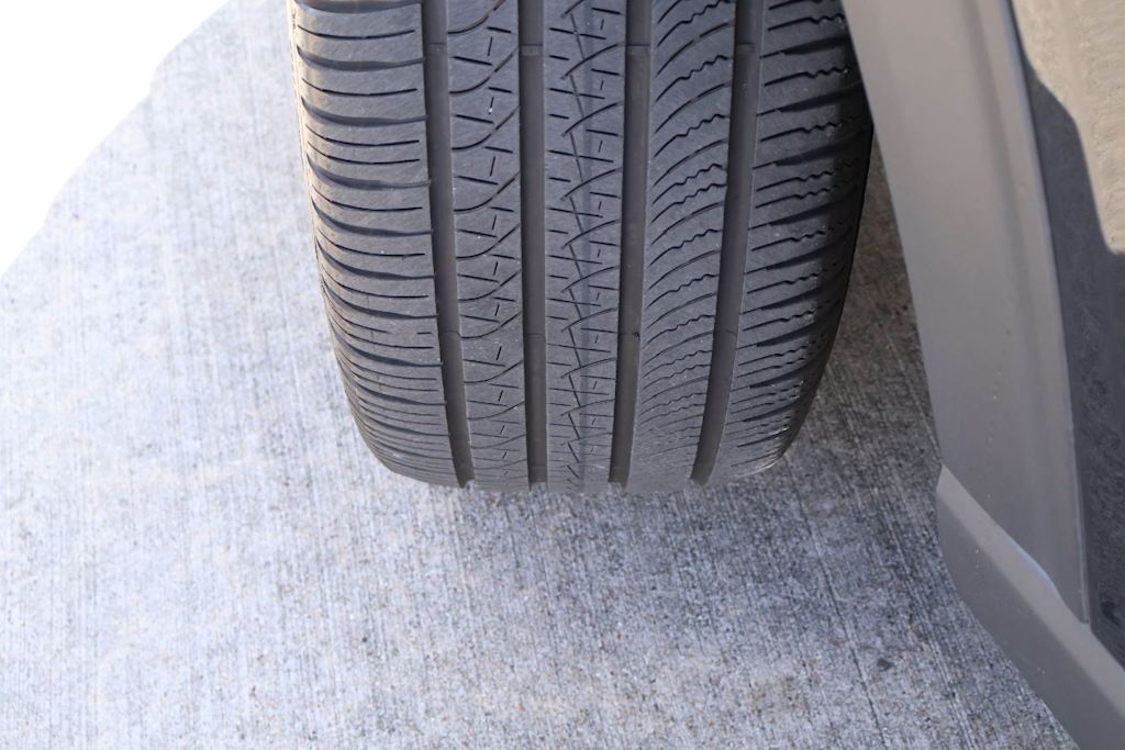 Thumbnail: 2025 Ford Explorer - 30