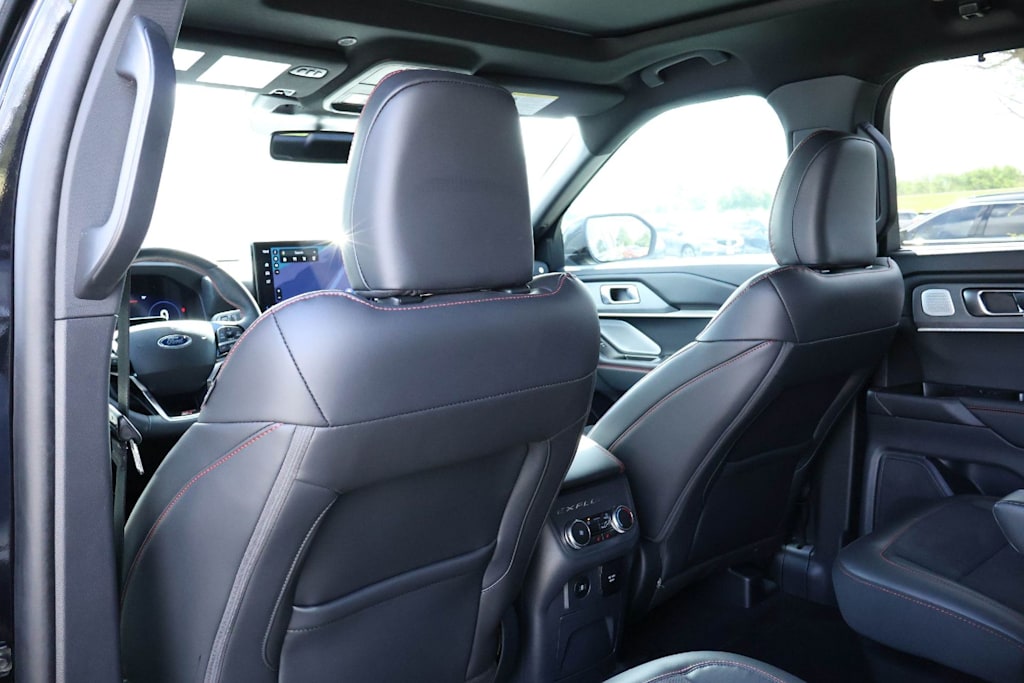 Thumbnail: 2025 Ford Explorer - 12