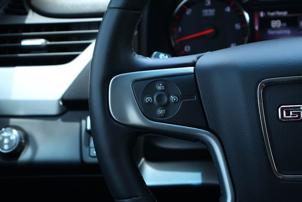 Thumbnail: 2016 GMC Yukon - 22