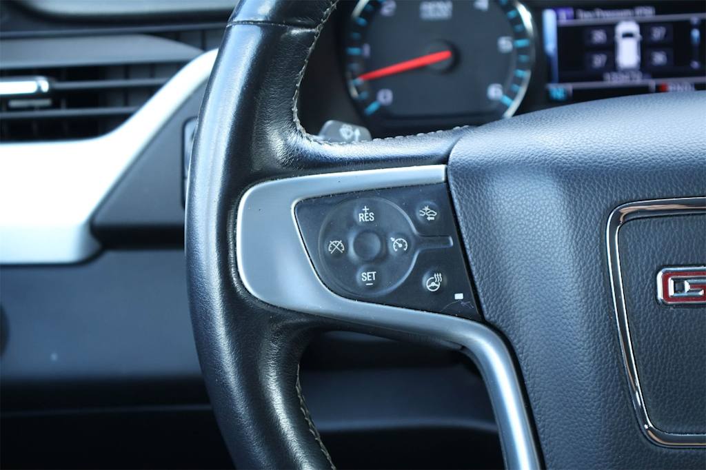 Thumbnail: 2019 GMC Yukon XL - 22