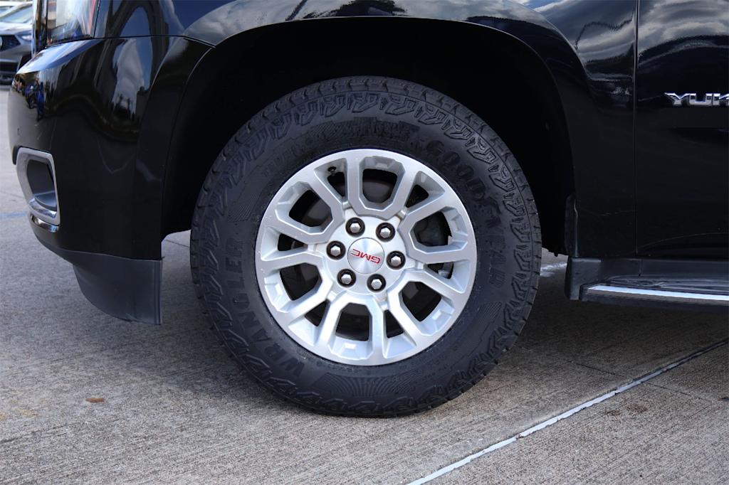 Thumbnail: 2019 GMC Yukon XL - 7