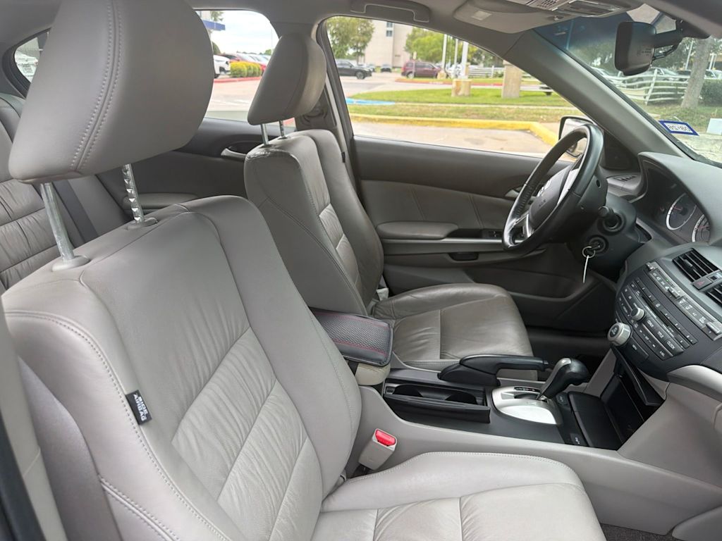Thumbnail: 2010 Honda Accord - 7