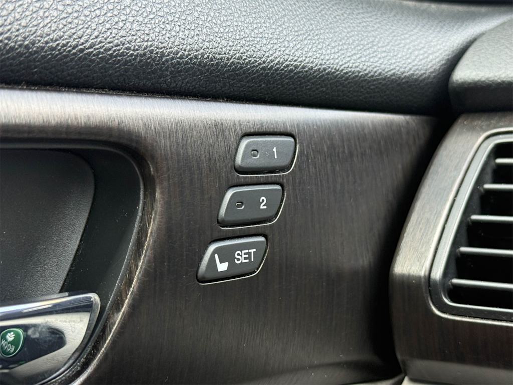 Thumbnail: 2014 Honda Accord - 24