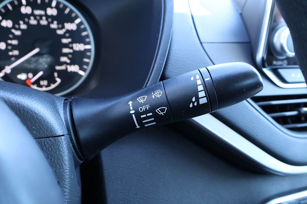 Thumbnail: 2020 Nissan Altima - 28