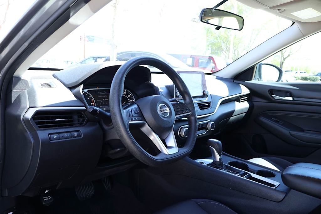 Thumbnail: 2020 Nissan Altima - 2