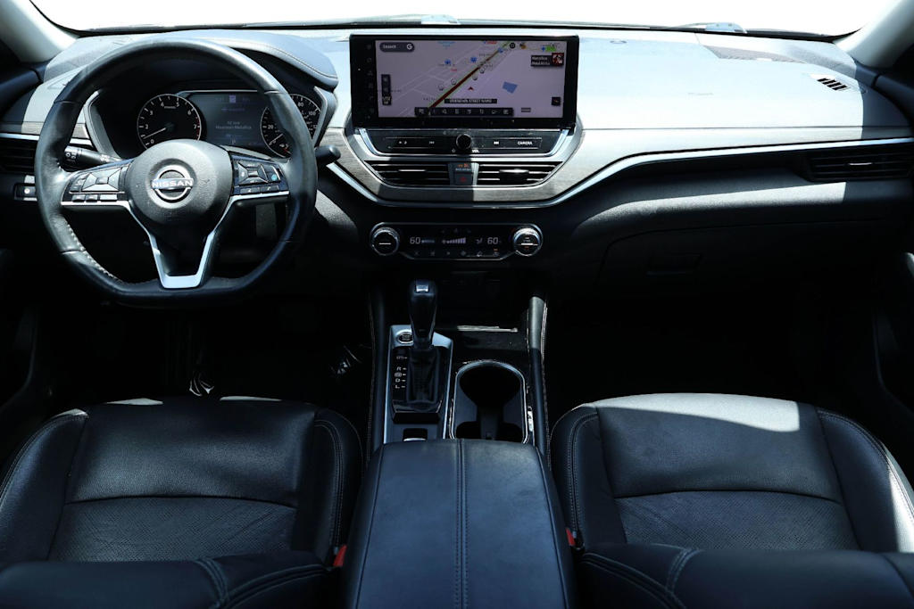 Thumbnail: 2023 Nissan Altima - 10