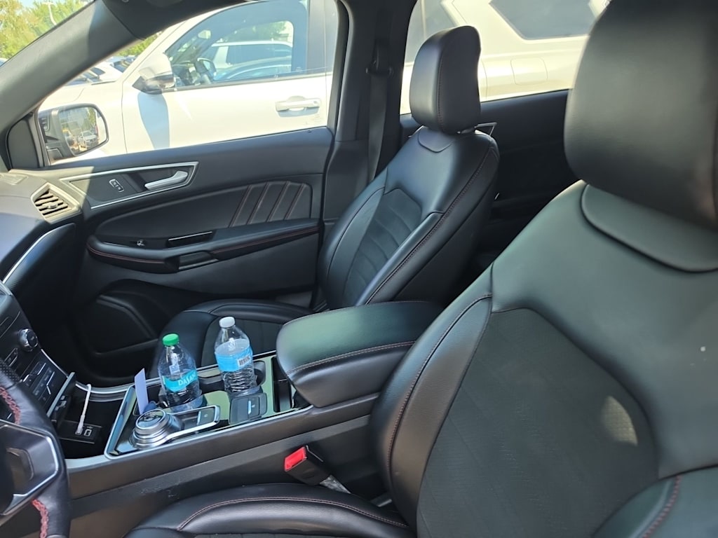 Thumbnail: 2020 Ford Edge - 5