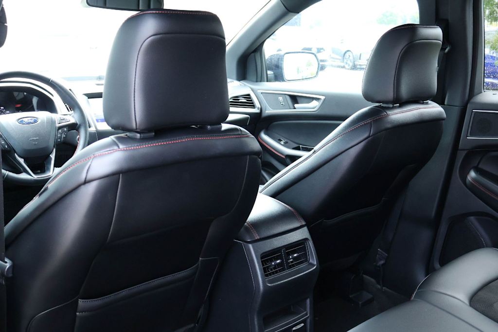 Thumbnail: 2020 Ford Edge - 12