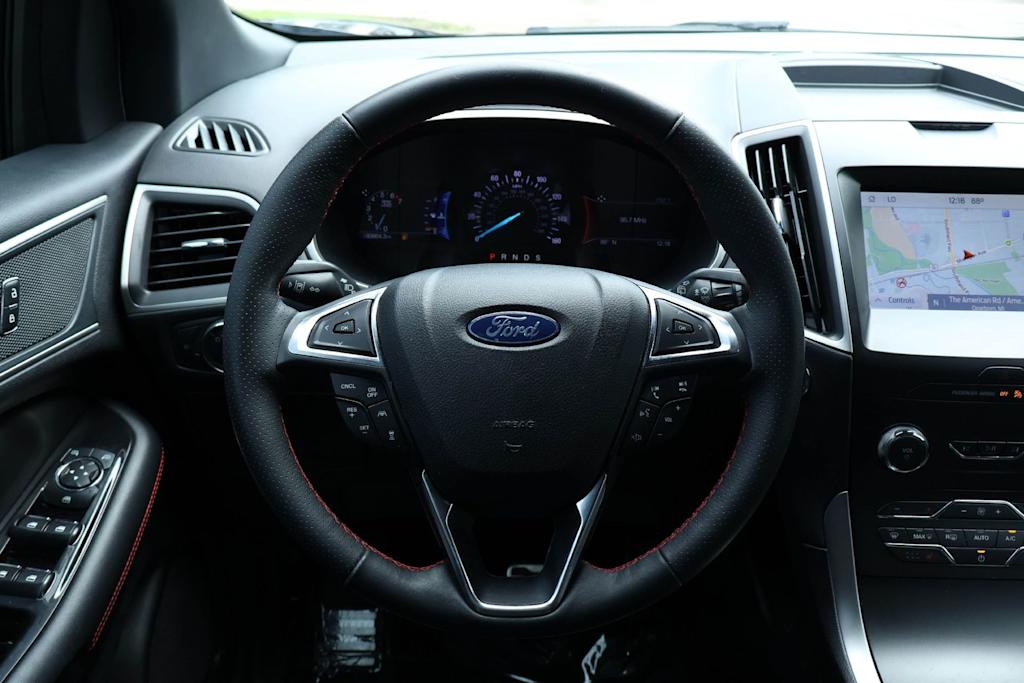 Thumbnail: 2020 Ford Edge - 13