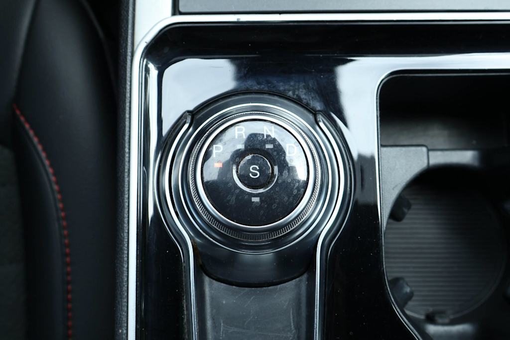 Thumbnail: 2020 Ford Edge - 4
