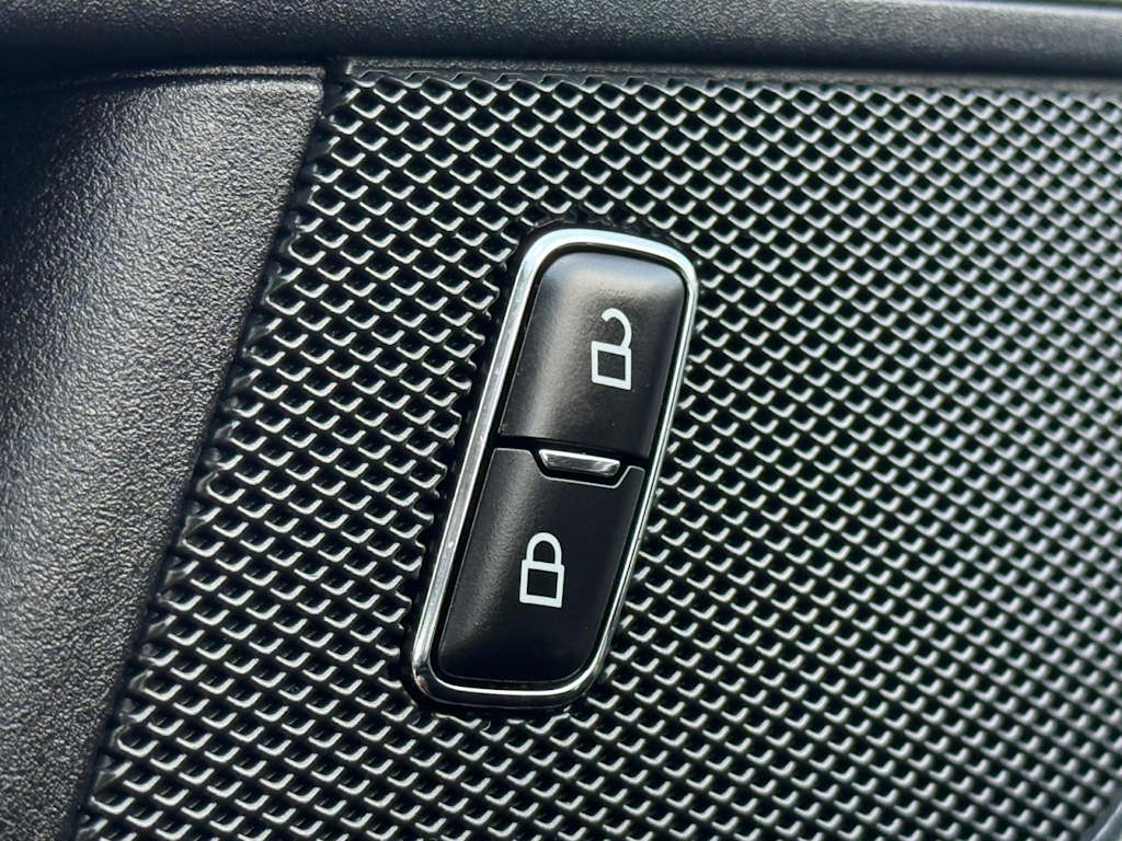 2023 Ford Edge SEL 27