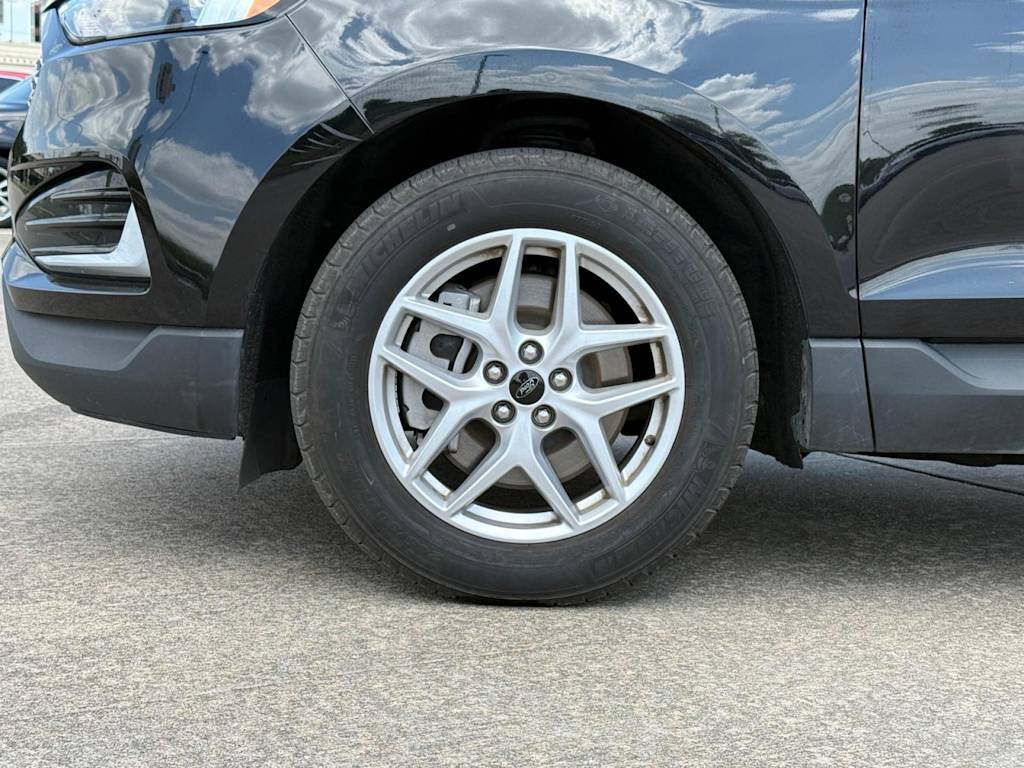 2023 Ford Edge SEL 8