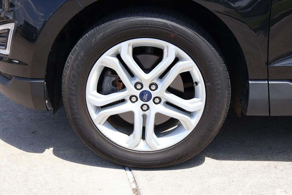 Thumbnail: 2015 Ford Edge - 7