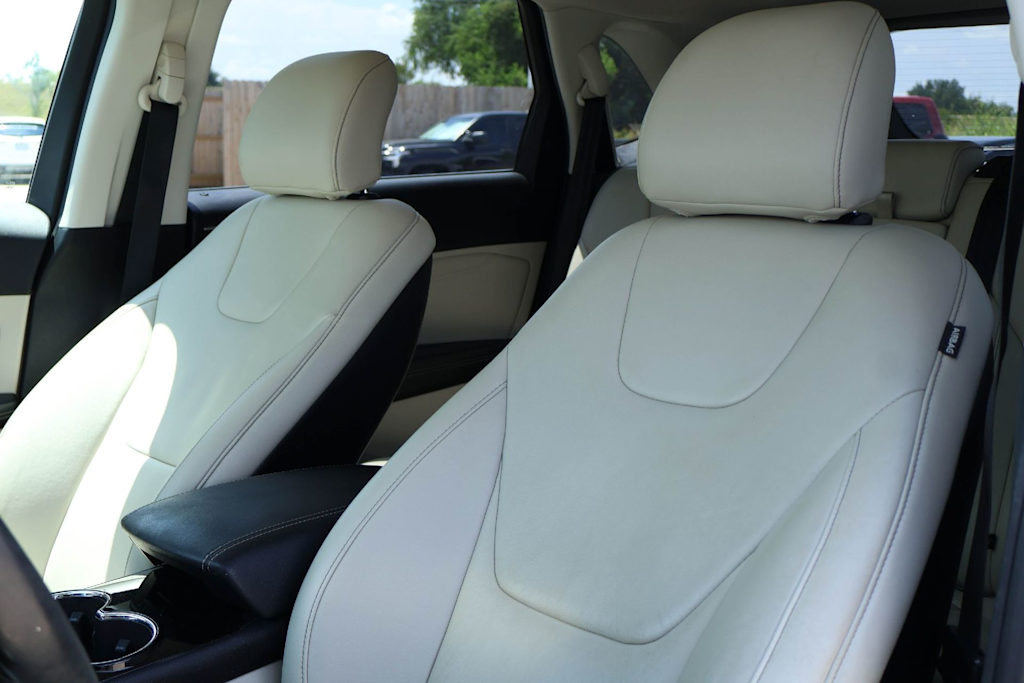 Thumbnail: 2015 Ford Edge - 10