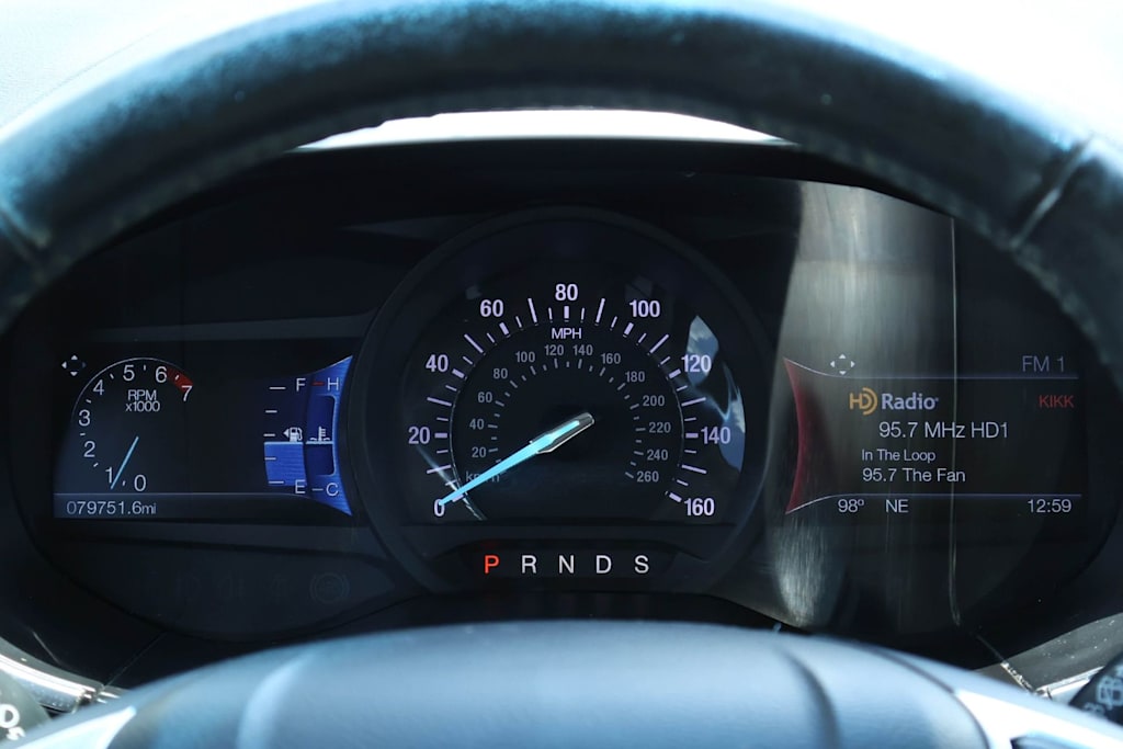 Thumbnail: 2015 Ford Edge - 16