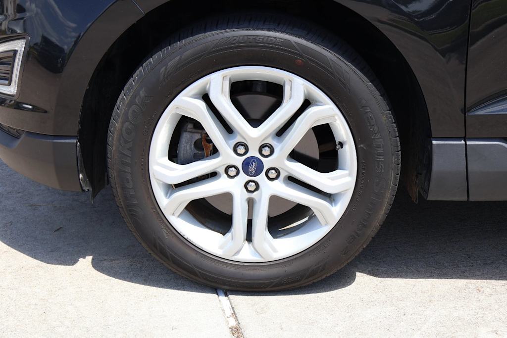 Thumbnail: 2015 Ford Edge - 7