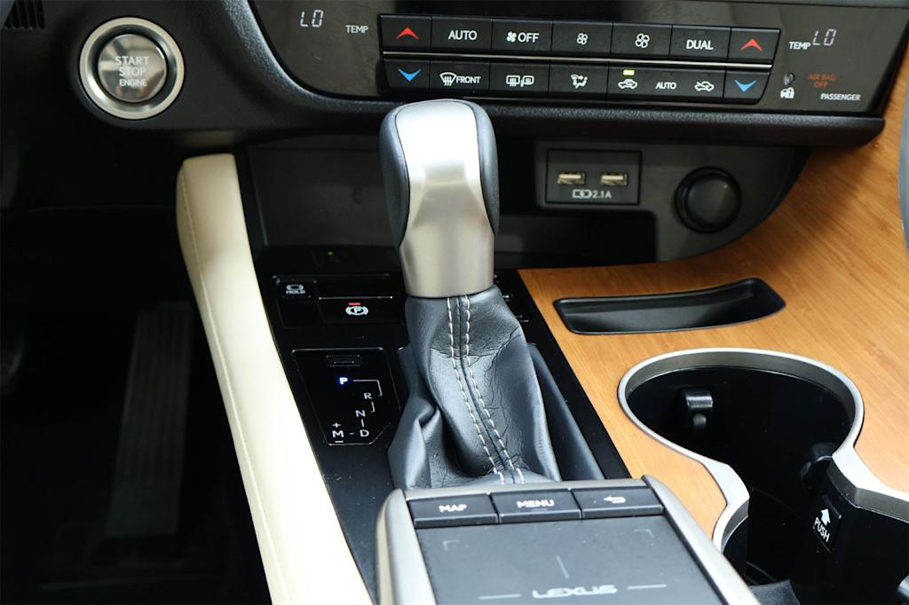 Thumbnail: 2021 Lexus RX - 17