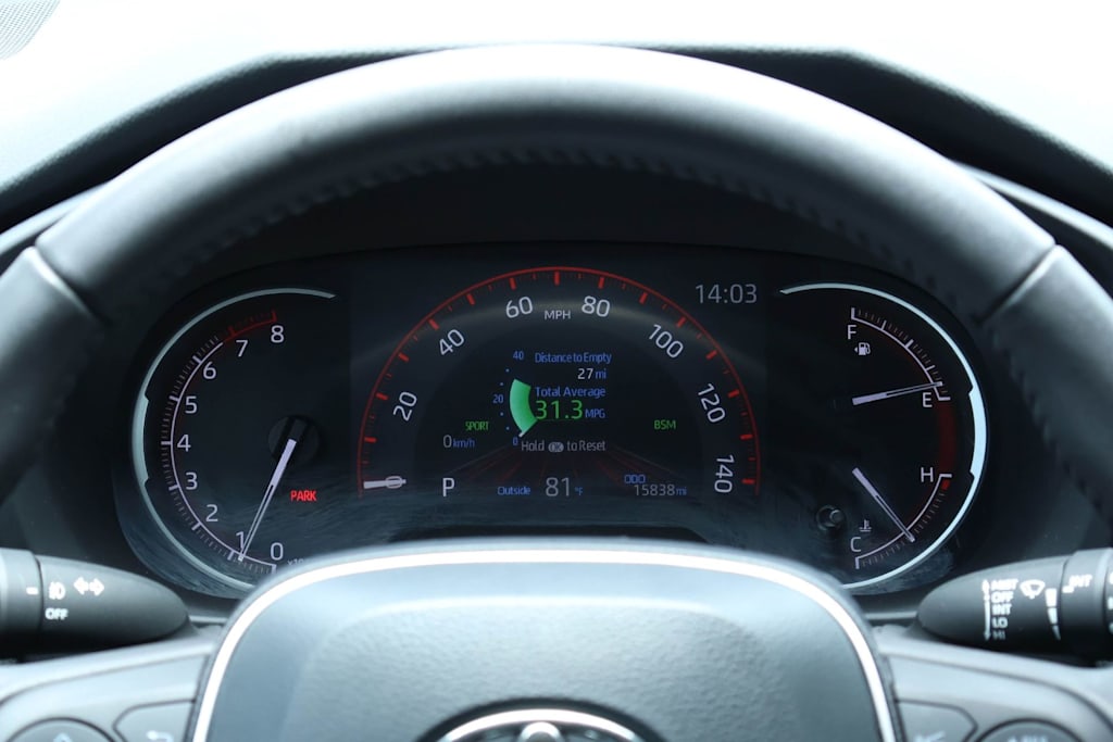 Thumbnail: 2023 Toyota RAV4 - 17