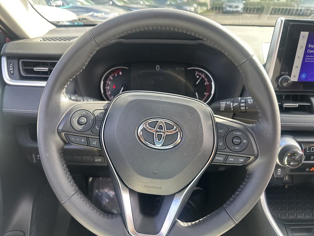 Thumbnail: 2025 Toyota RAV4 - 2