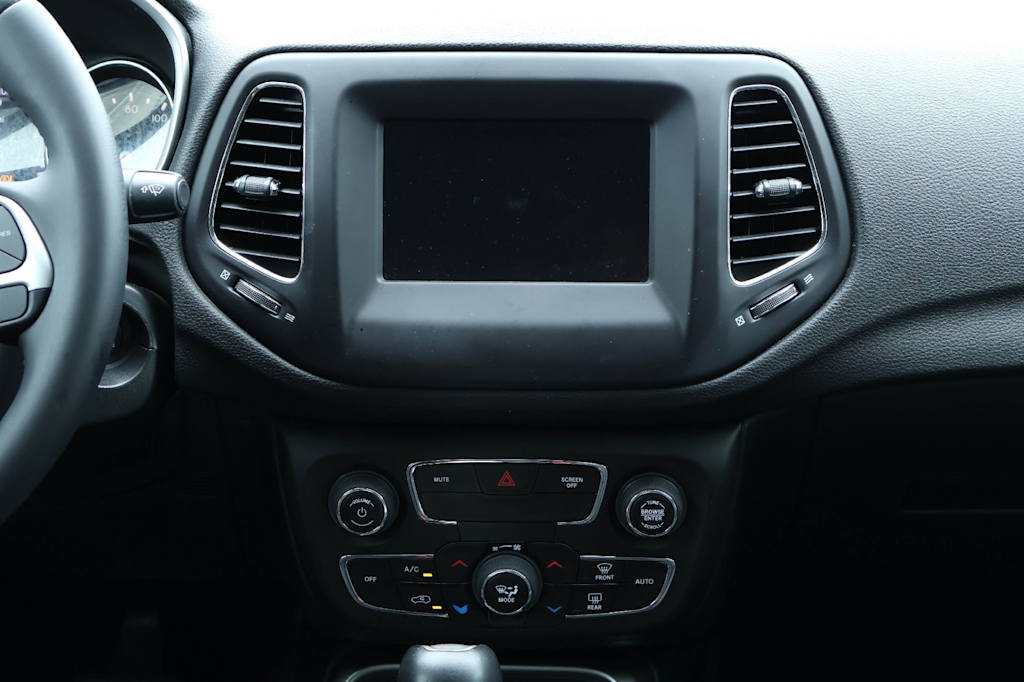 Thumbnail: 2019 Jeep Compass - 15