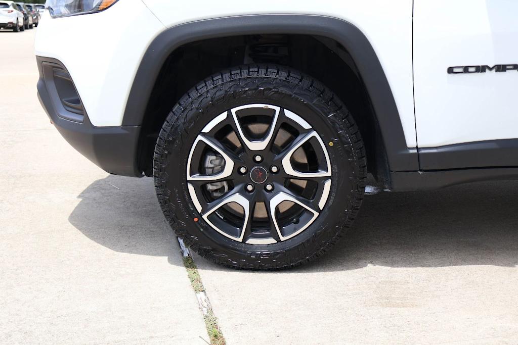 Thumbnail: 2025 Jeep Compass - 7