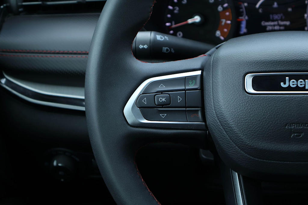 Thumbnail: 2025 Jeep Compass - 22