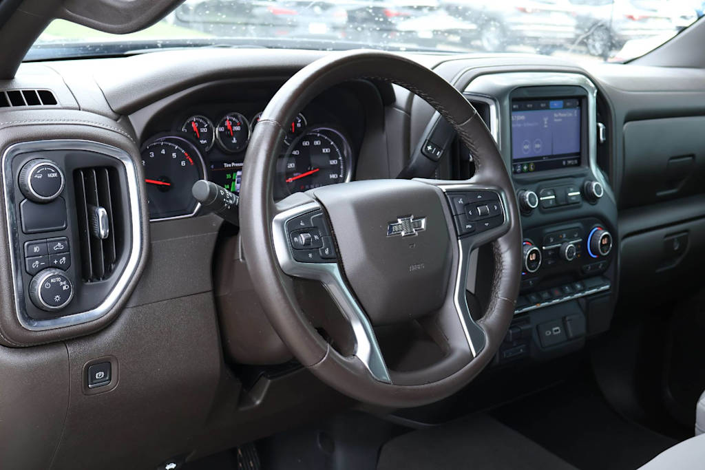 Thumbnail: 2021 Chevrolet Silverado 1500 - 2