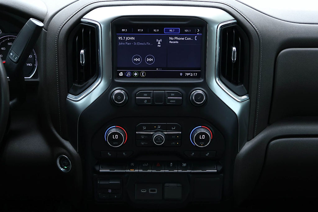 Thumbnail: 2021 Chevrolet Silverado 1500 - 15