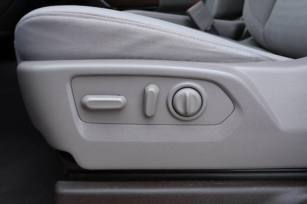 Thumbnail: 2021 Chevrolet Silverado 1500 - 24