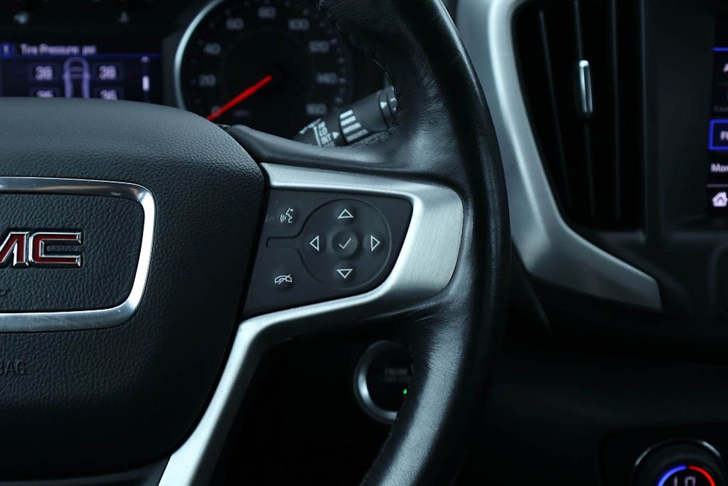Thumbnail: 2020 GMC Terrain - 23
