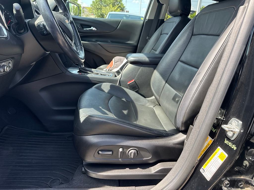 Thumbnail: 2019 Chevrolet Equinox - 5