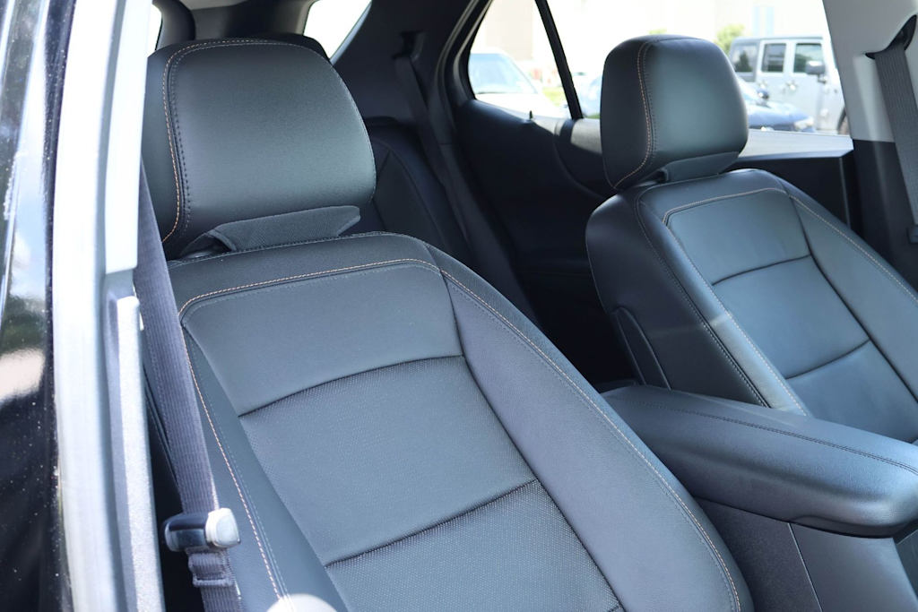 Thumbnail: 2019 Chevrolet Equinox - 11