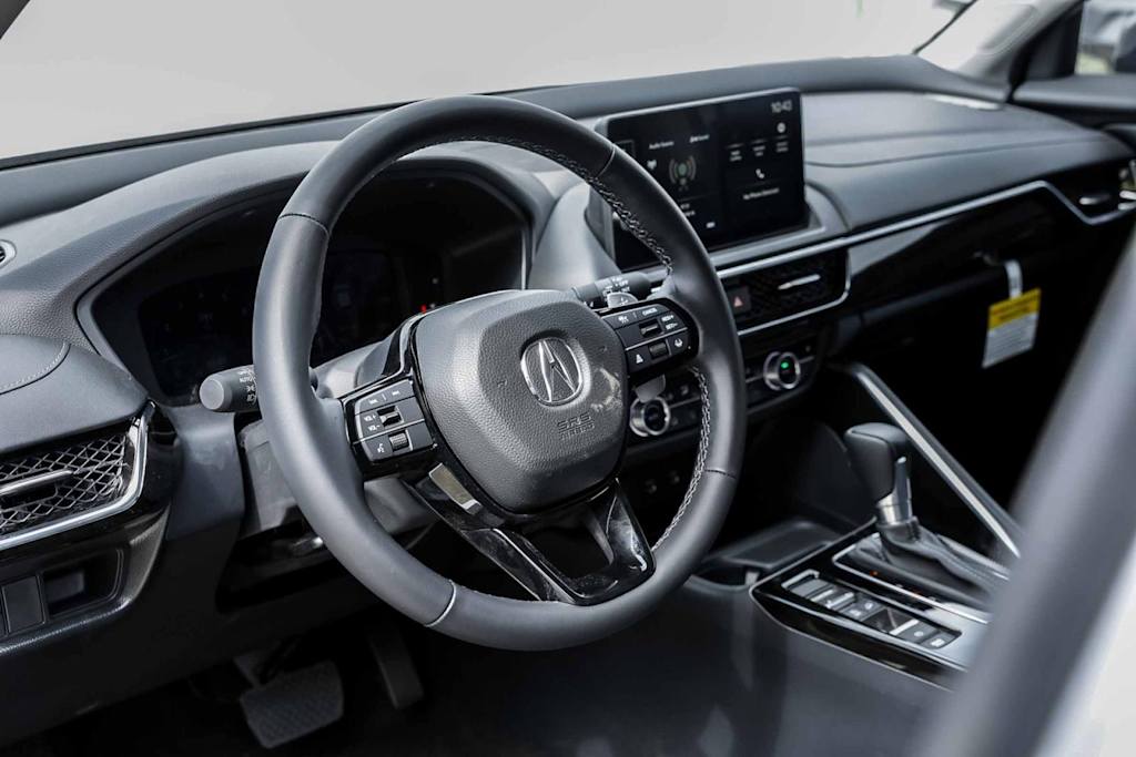 Thumbnail: 2025 Acura ADX - 2