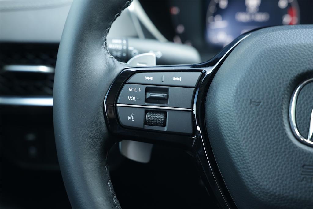 Thumbnail: 2025 Acura ADX - 21