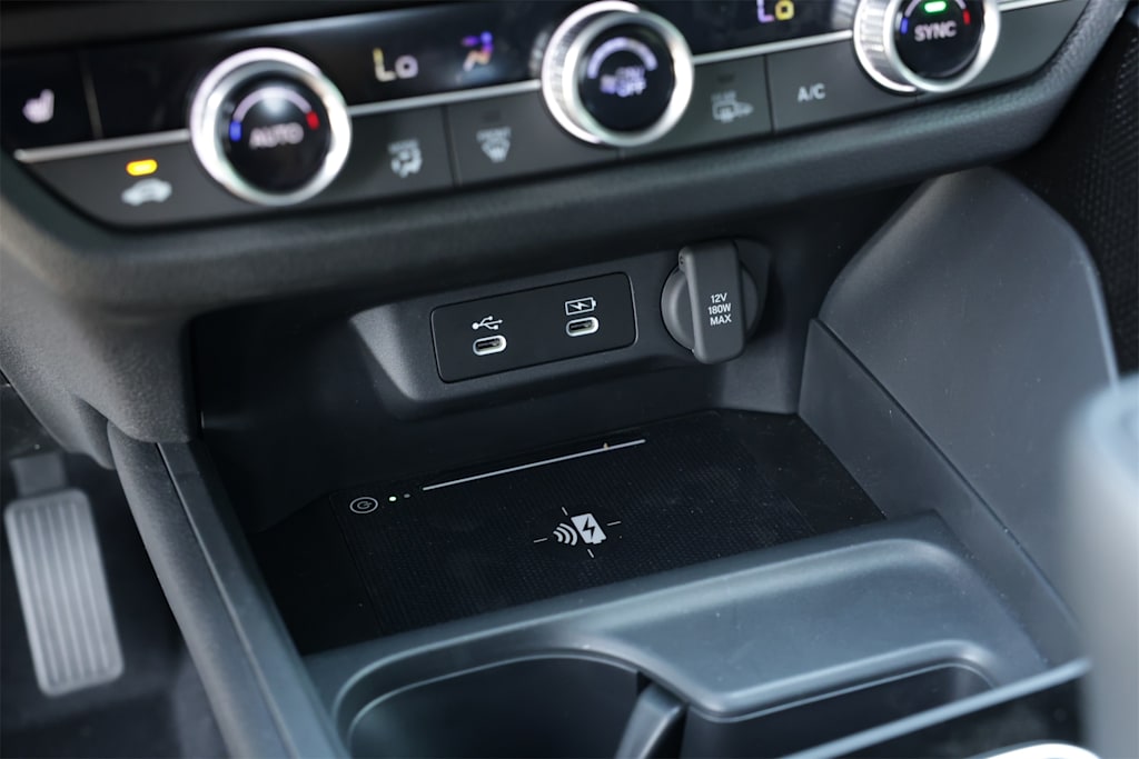 Thumbnail: 2025 Acura ADX - 24