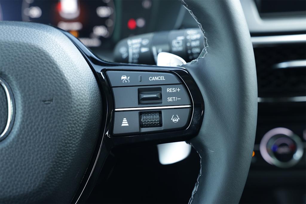 Thumbnail: 2025 Acura ADX - 22